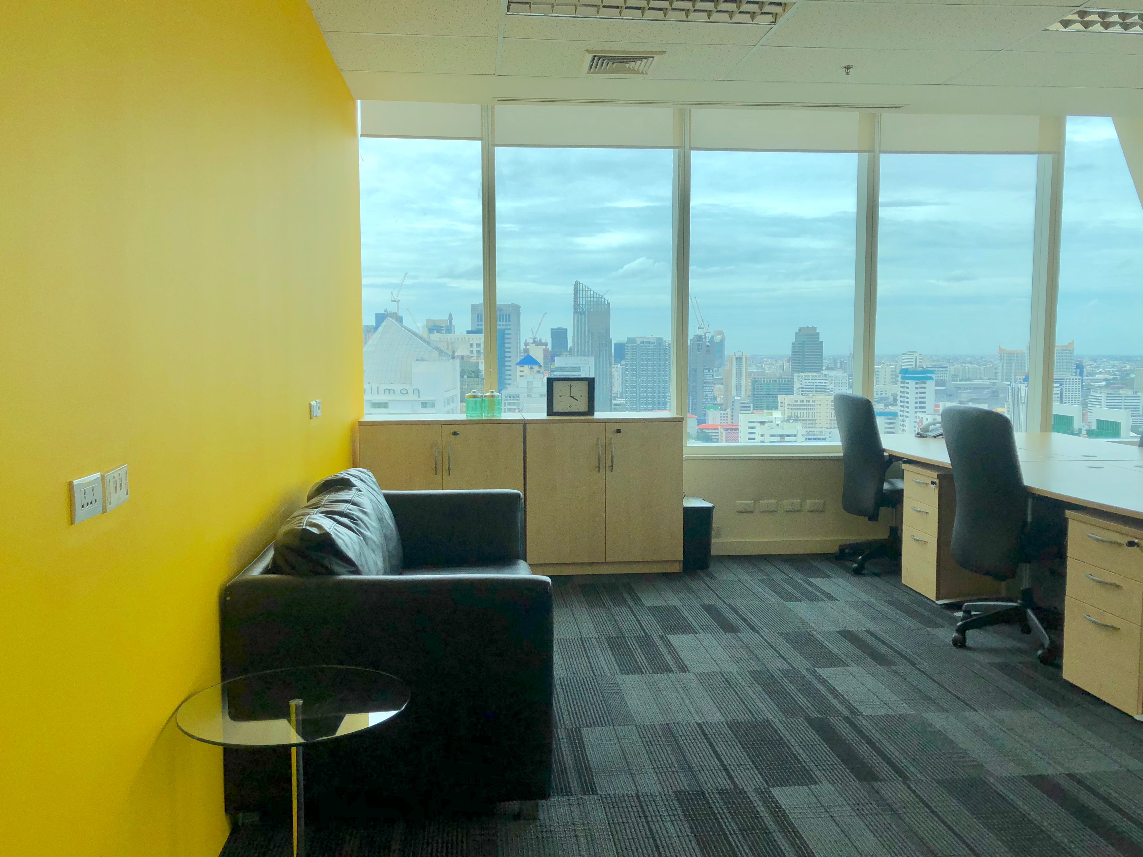 Small office for rent at Interchange 21 Tower Serviced Office