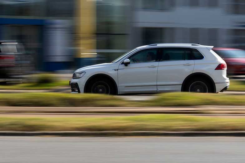 car shakes when driving over 70 mph 20 reasons why - off-roading pro on car vibrates when driving over 70 mph