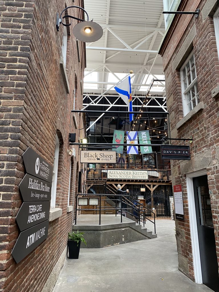 halifax quand il pleut alexander keith's brewery atrium