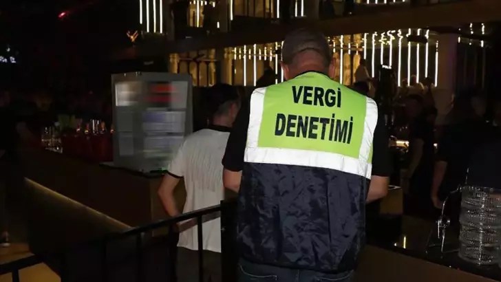 Mersin‘de yapılan denetimlerde, kayıtsız yabancı ve çocuk işçi çalıştıran iş