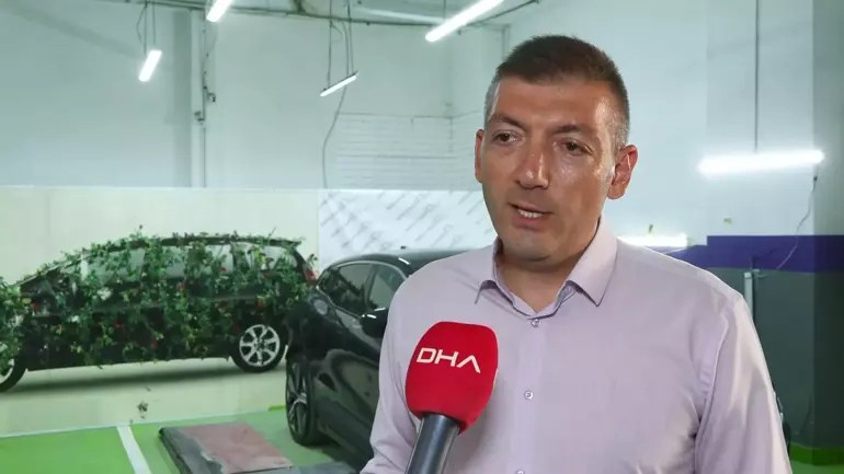 Sosyal medya hesaplarında yurt dışı merkezli elektrikli otomobil satışı yaptıklarını belirten bazı kişilerin ‘kapıya teslim’