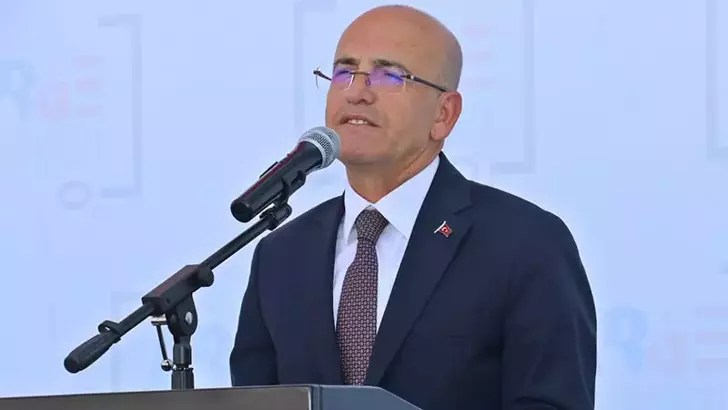 Hazine ve Maliye Bakanı Mehmet Şimşek, “Brüt rezervlerimiz 156,4 milyar dolarla