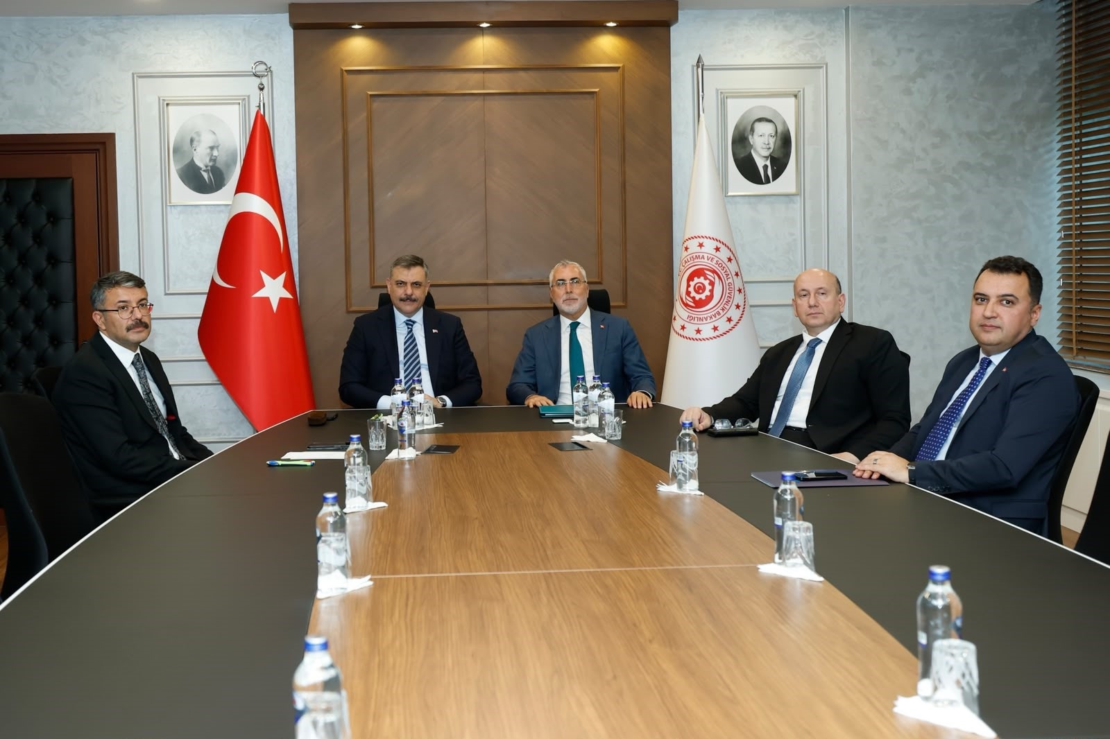 Bilal Sarıkavak ANKARA – İçişleri Bakanı Mustafa Çiftçi, “Kamu hizmetlerine destek
