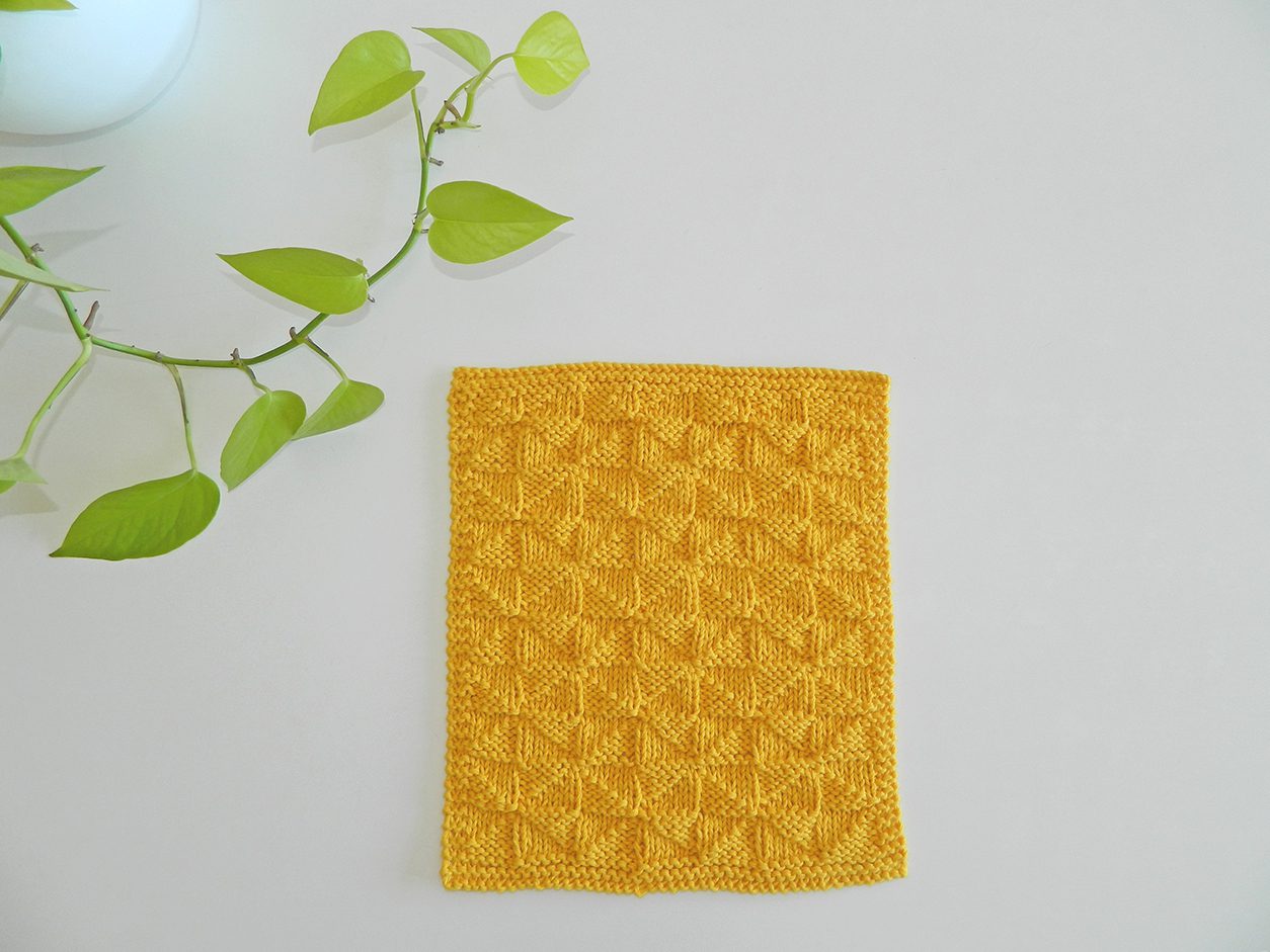 BLOCK 8 of 12 blocks of Xmas knitted blanket - OhLaLana! - Oh La Lana!