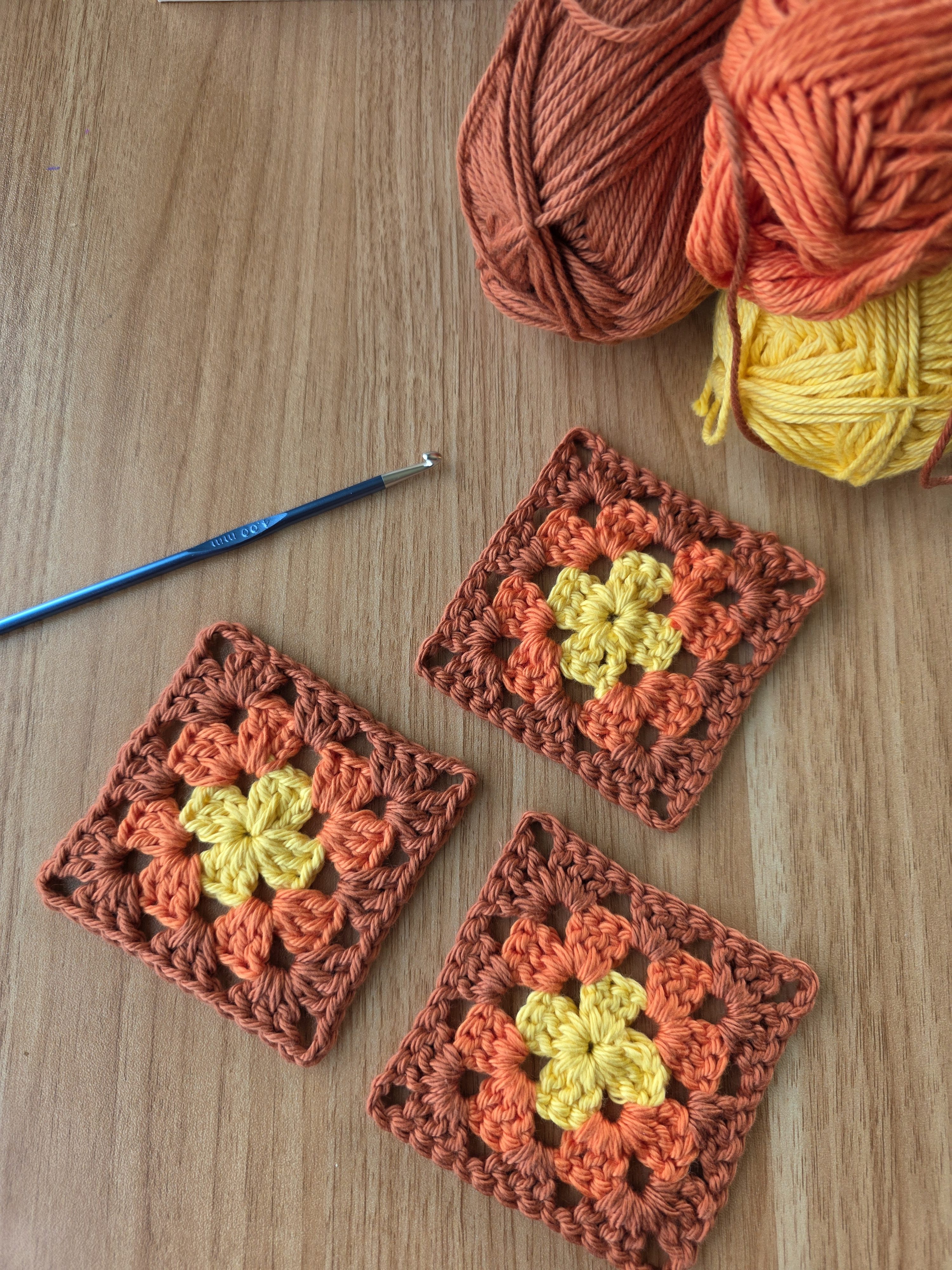 [September 15] Crochet Club: Granny Squares