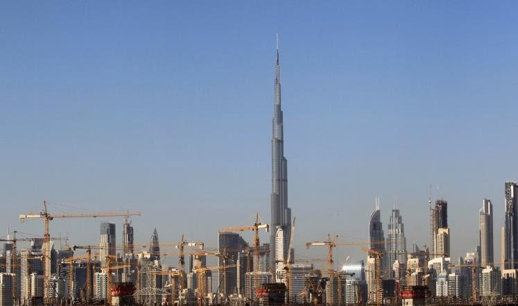 اقتصاد دبي البالغ 108 مليارات دولار ما زال يكافح من أجل النمو