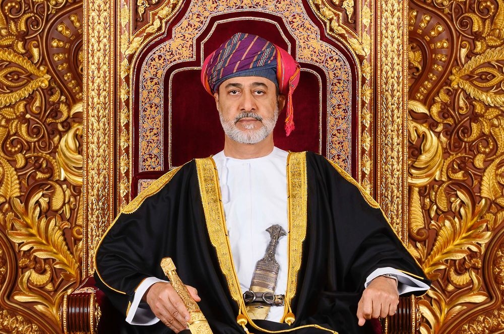 جلالة السُّلطان المعظّم يعود إلى أرض الوطن