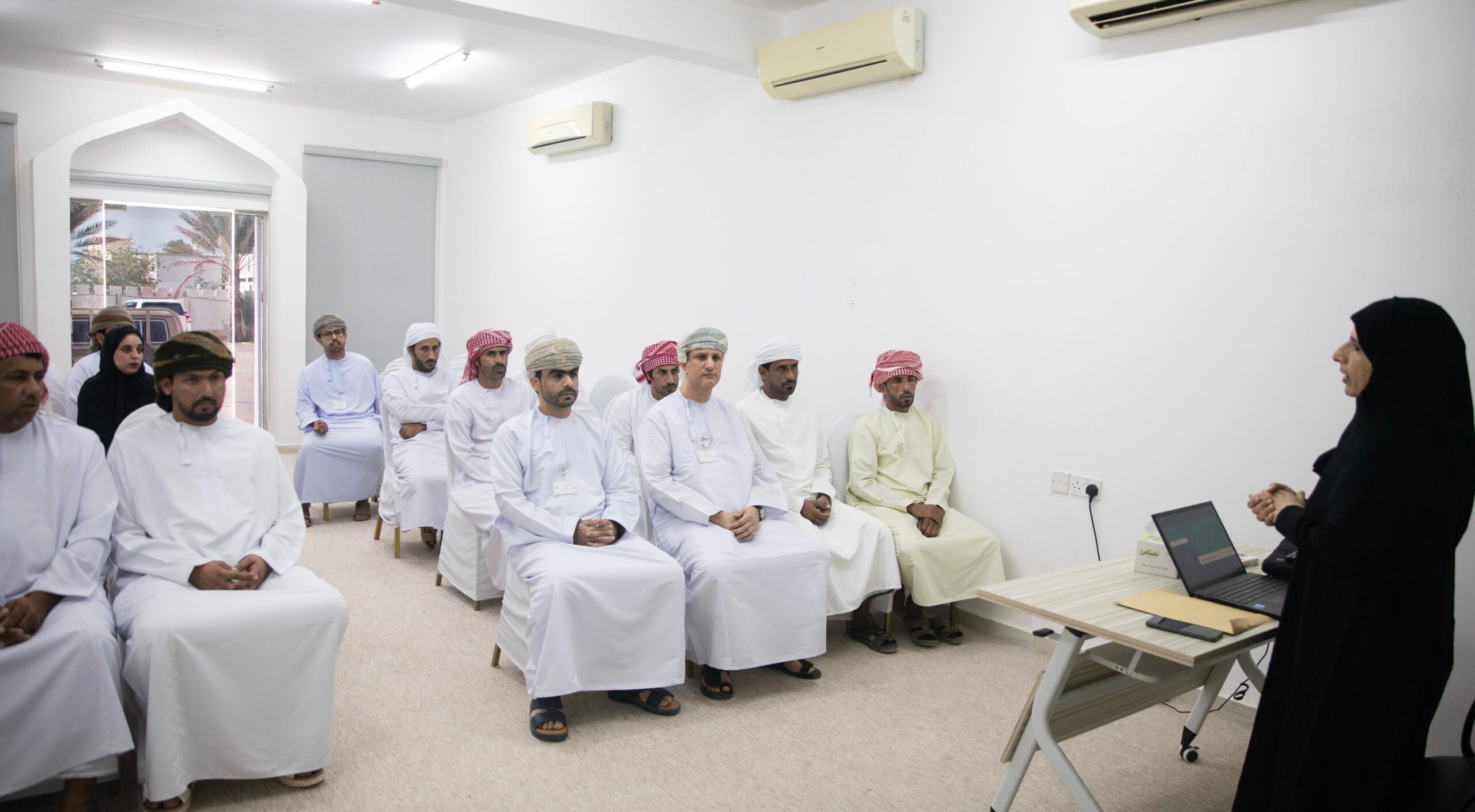 هيئة البيئة تنظم ورشة لتأهيل المتطوعين المشاركين في برنامج إعادة توطين غزال الريم
