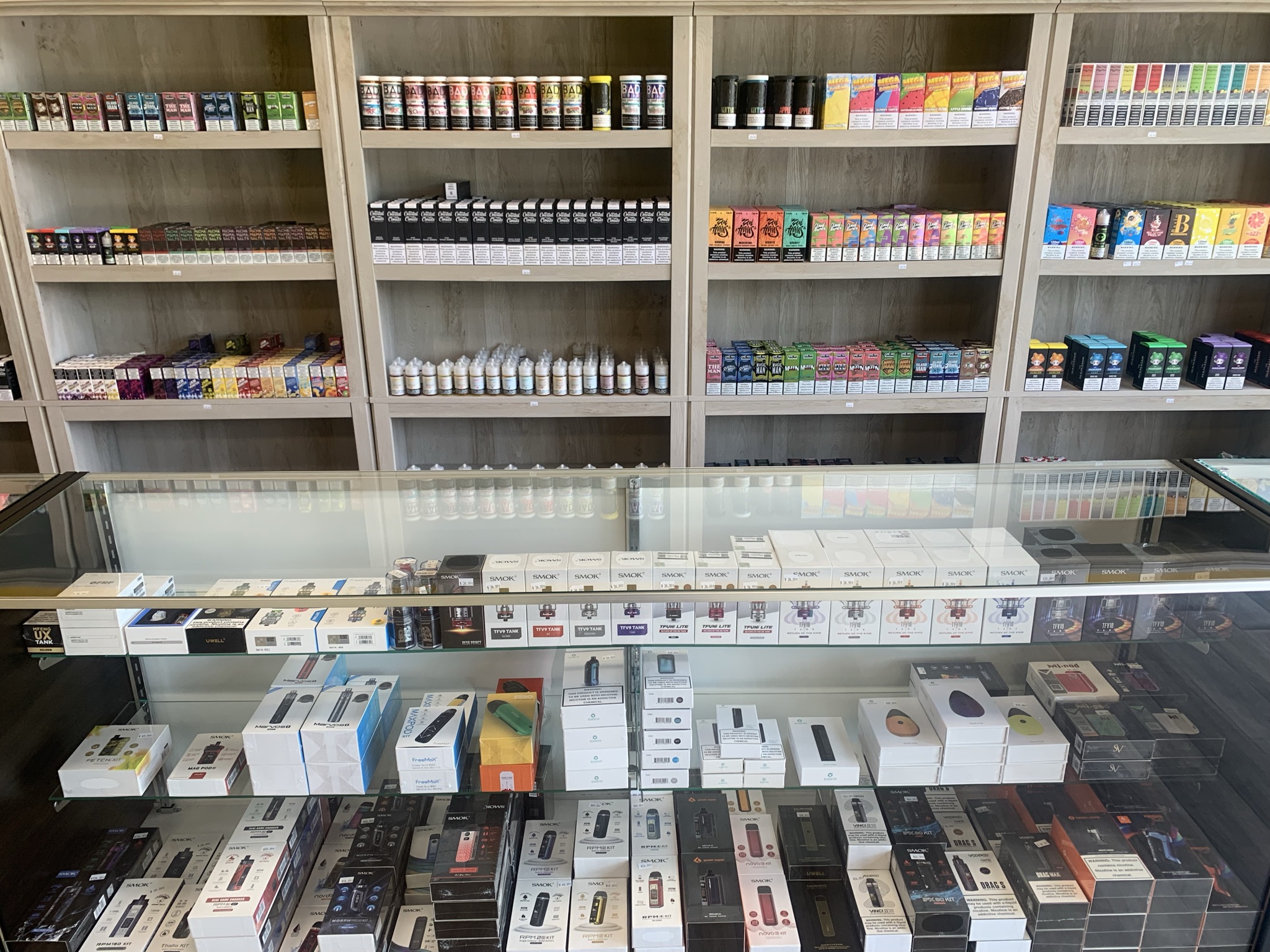 vapes-mod-pods-e juice-Olathe-Spring-Hill-Gardner-KS