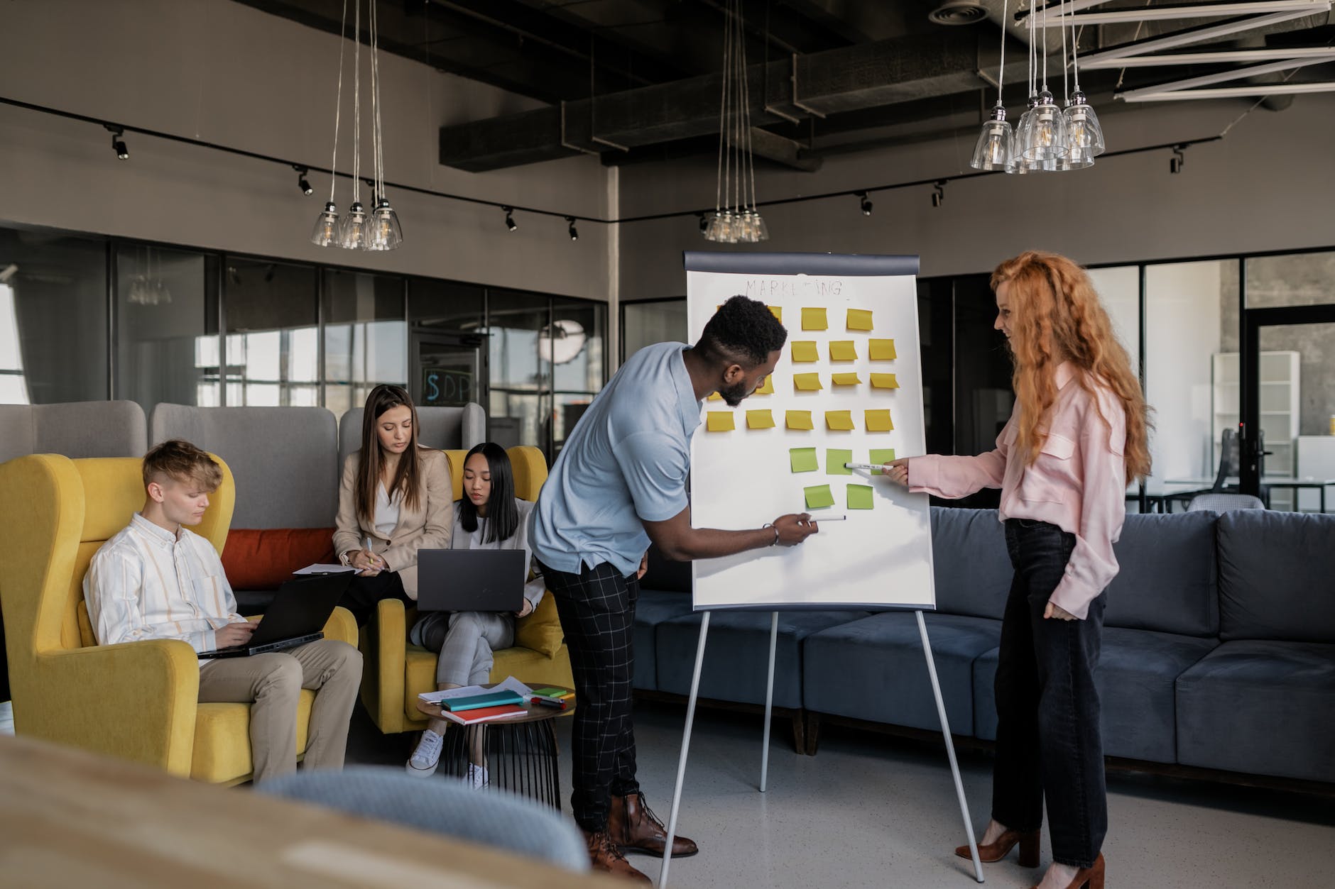 Read more about the article Unlocking Authenticity: The Power of Post-It Notes in Conscious Creation