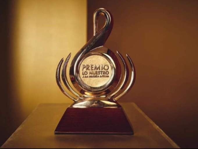 Premio lo nuestro