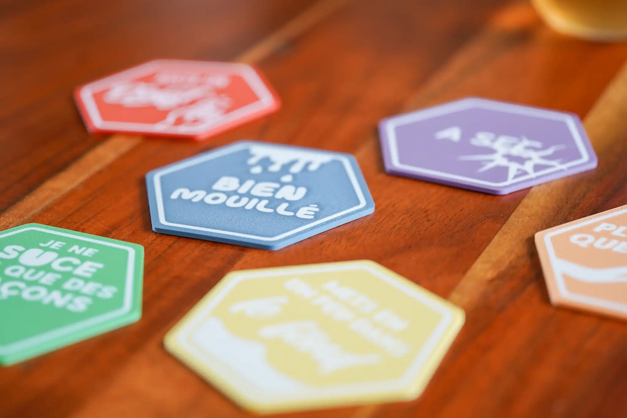 set de sous-verres collection "comment je te le met?" - spoolio