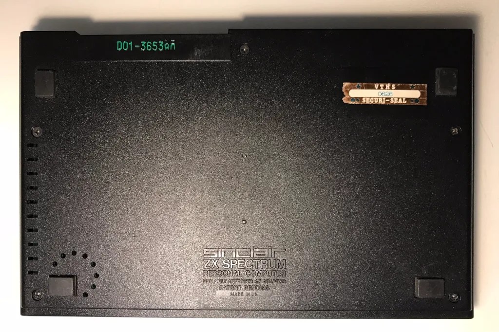 ぱそこん！ File:Sinclair ZX Spectrum 48k (7160144604).jpg - Wikimedia