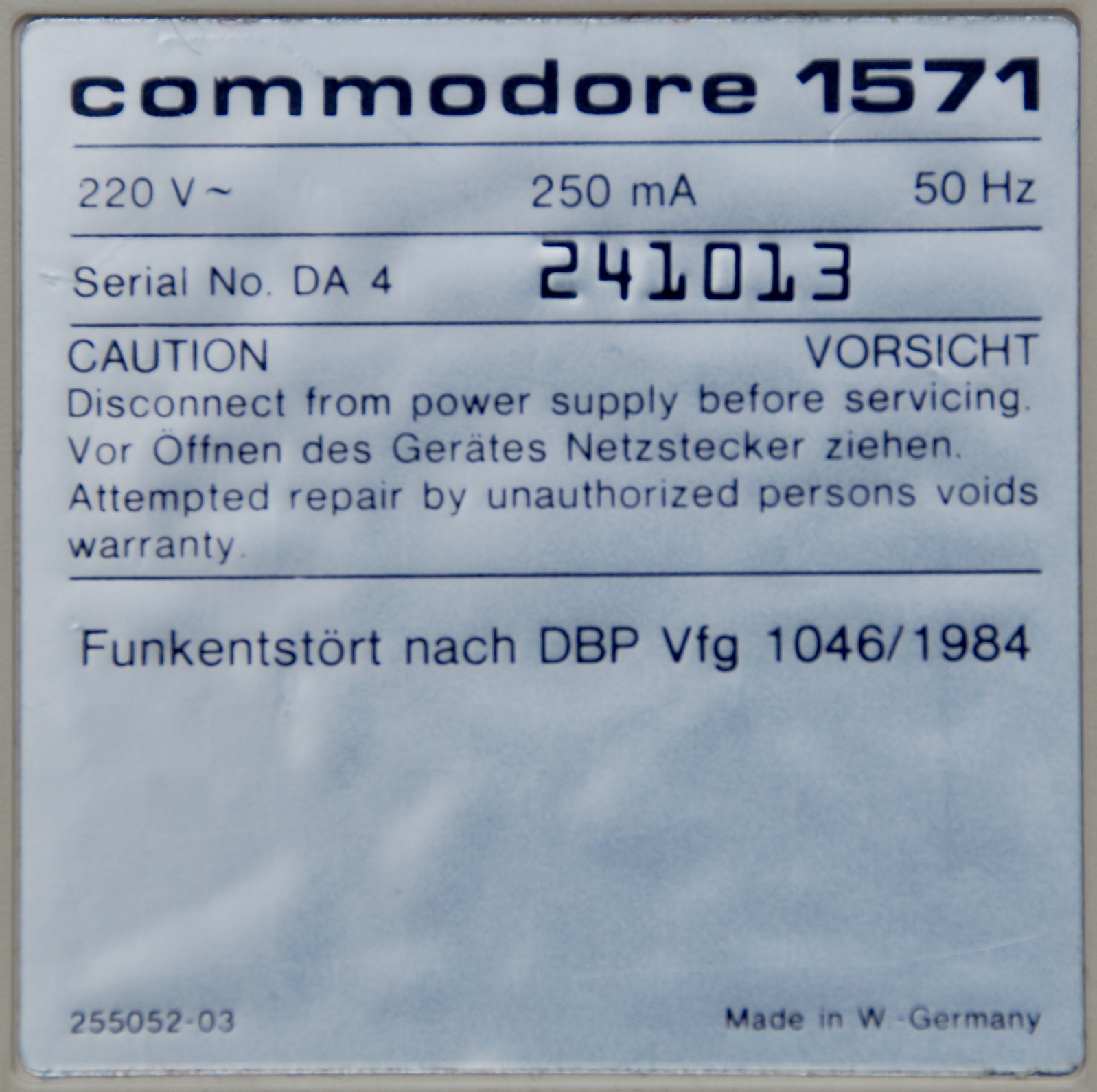 S Commodore 1571 FDD - Old Crap Vintage Computing