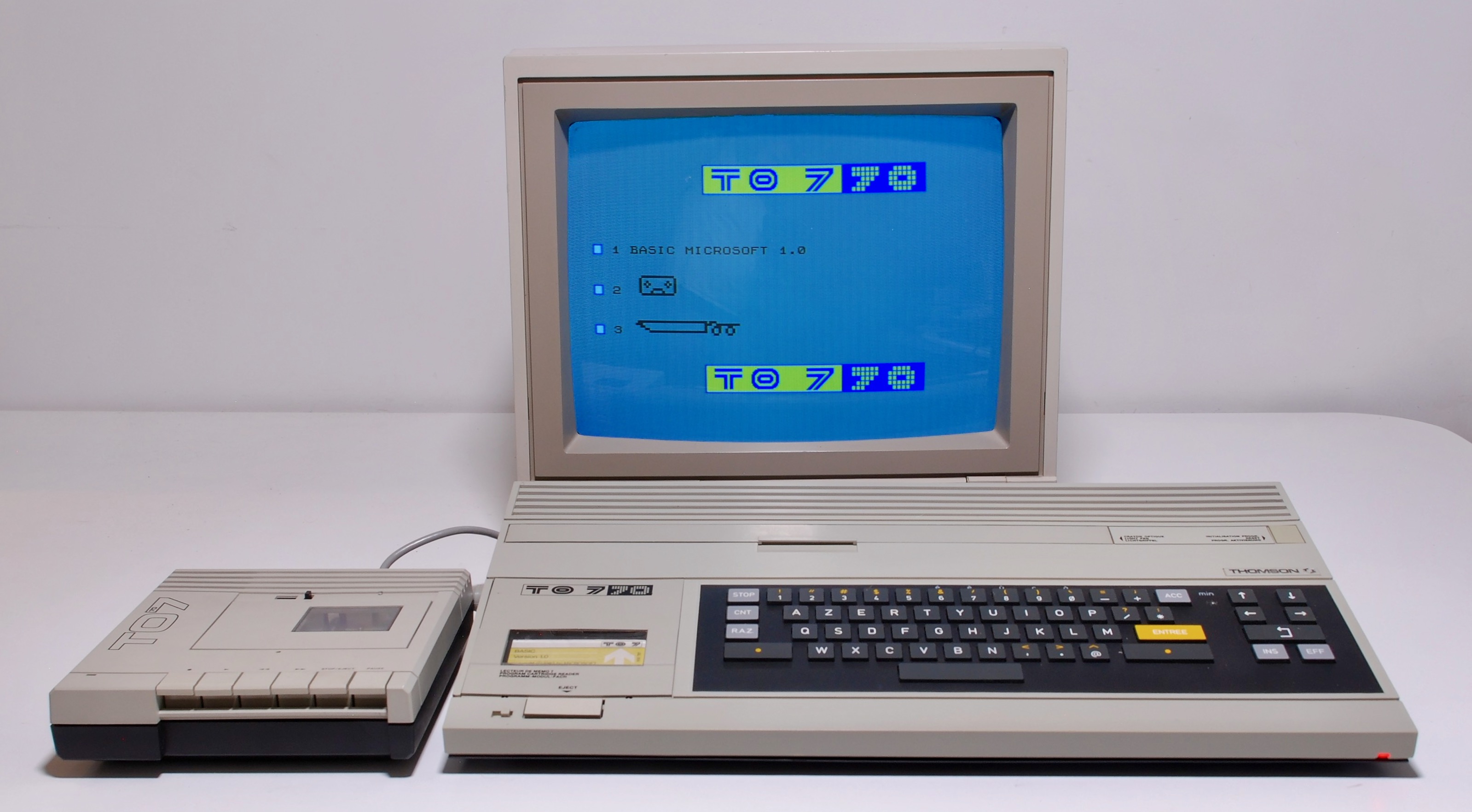 トムソン Thomson TO7-70 - Old Crap Vintage Computing