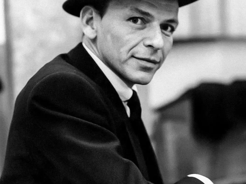 Frank Sinatra in the 1950s · Oldies Radyo archive