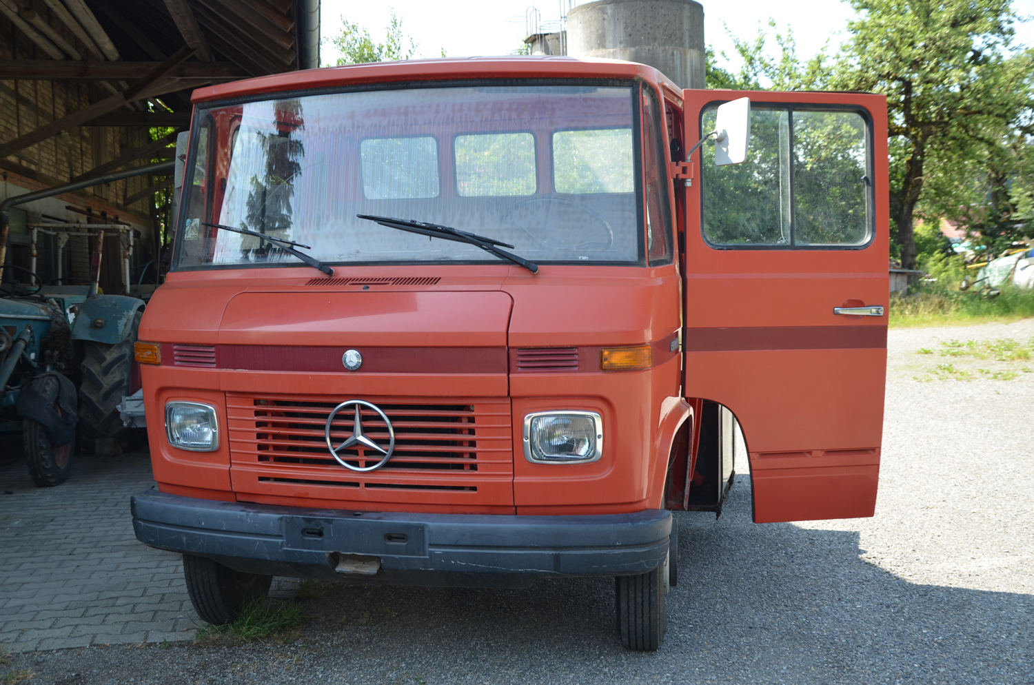 Мерседес 508 d