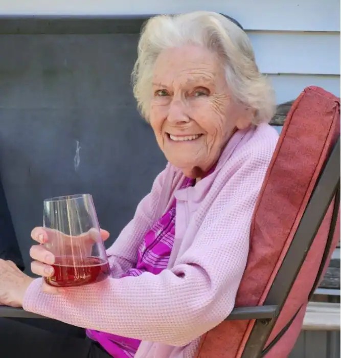 Viola Nolan Taggerty