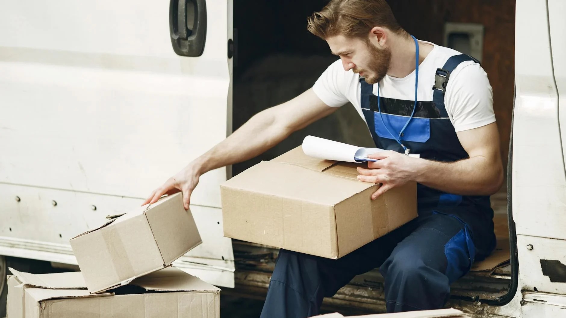 Tracking Steps Package Delivery Process Logistic Workflow