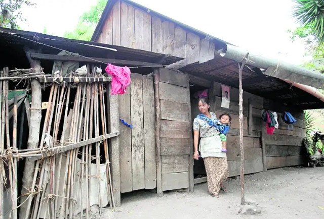 Housing of a family living in poverty. Photo: Internationalist 360°. 