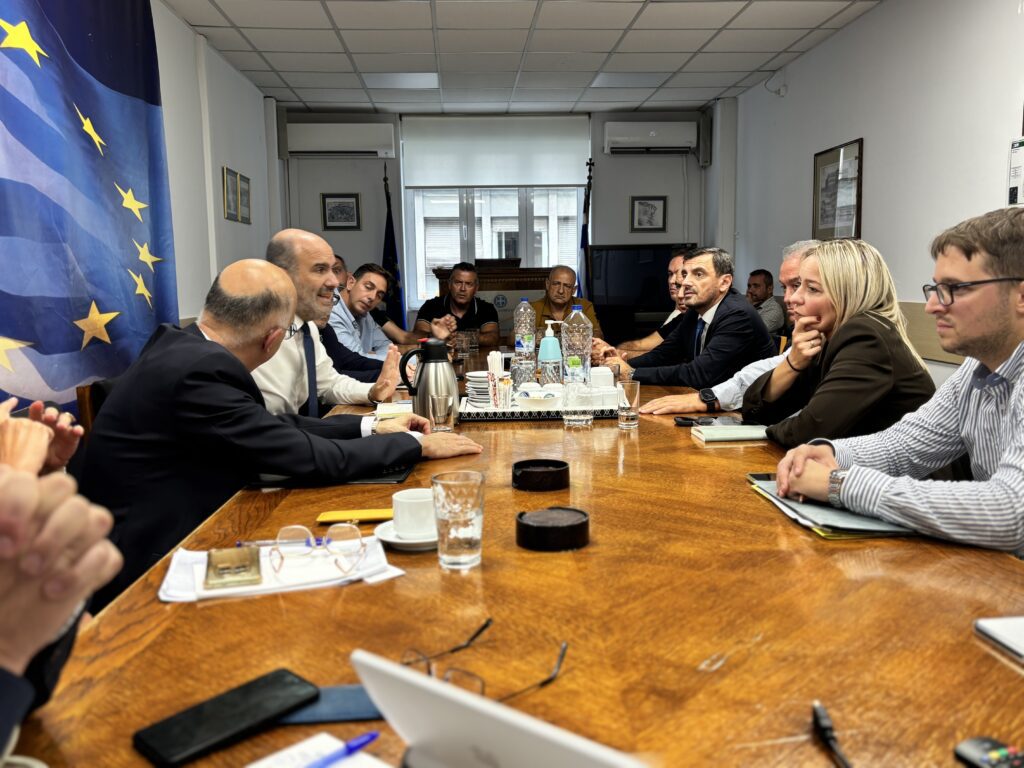 ΕΥΡΕΙΑ ΣΥΣΚΕΨΗ ΜΕ ΤΟΝ ΥΦΥΠΟΥΡΓΟ ΟΙΚΟΝΟΜΙΚΩΝ ΜΕΤΑ ΑΠΟ ΤΗΝ ΠΡΩΤΟΒΟΥΛΙΑ ΑΝΔΡΕΑ ΝΙΚΟΛΑΚΟΠΟΥΛΟΥ