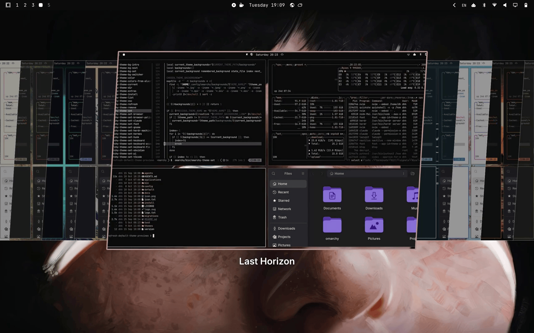 An Omarchy theme intro animation showing the title "Last Horizon" over a cinematic close-up, with a preview of the desktop in the middle.