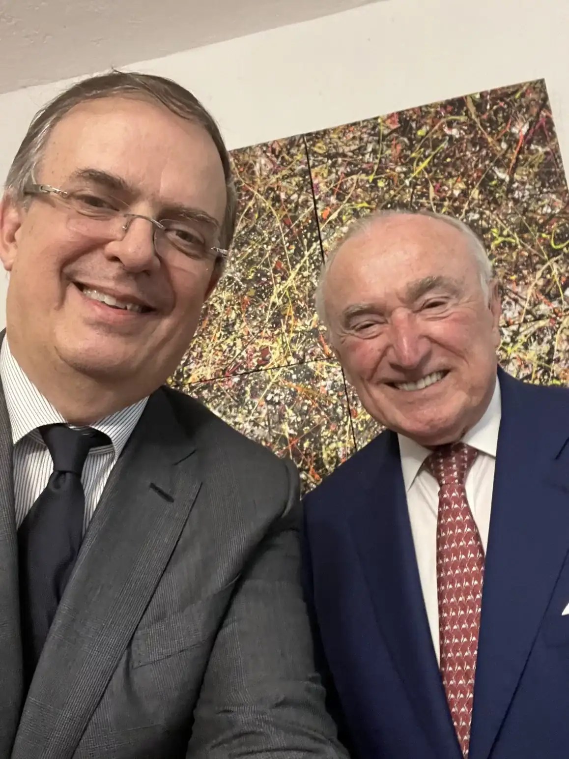 Ebrard y Bratton