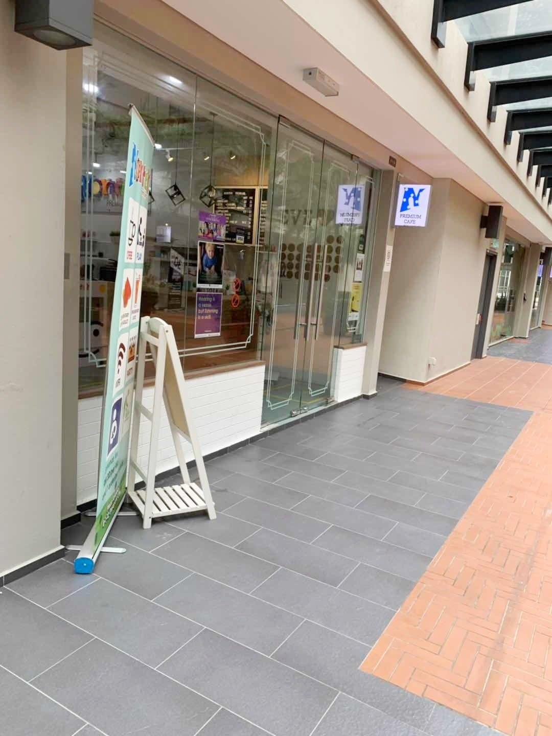 mmexport1555823484428 01 at omgloh.com