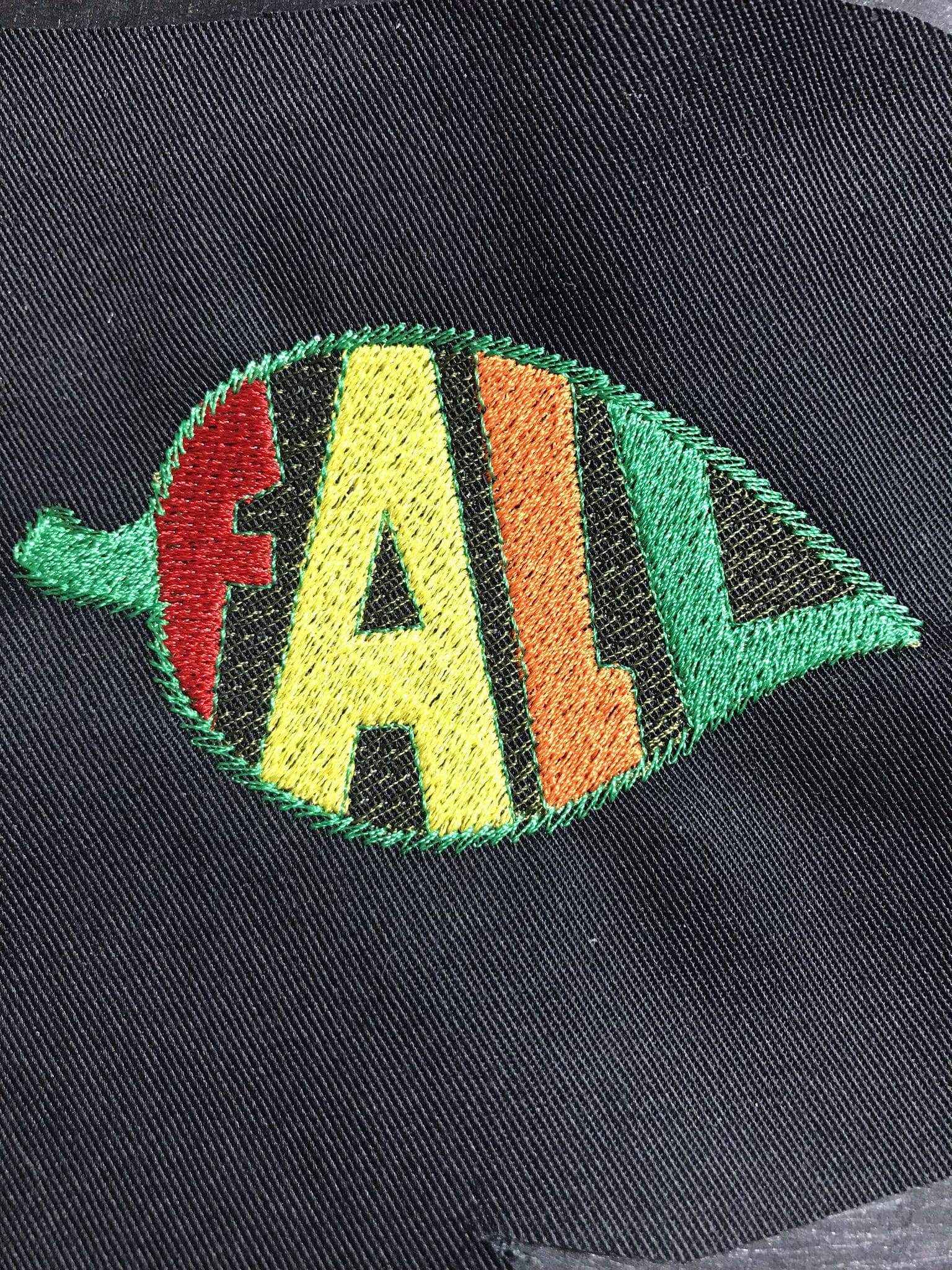 OML EmbroideryLearn.Stitch.Smile.Free Machine Embroidery Design