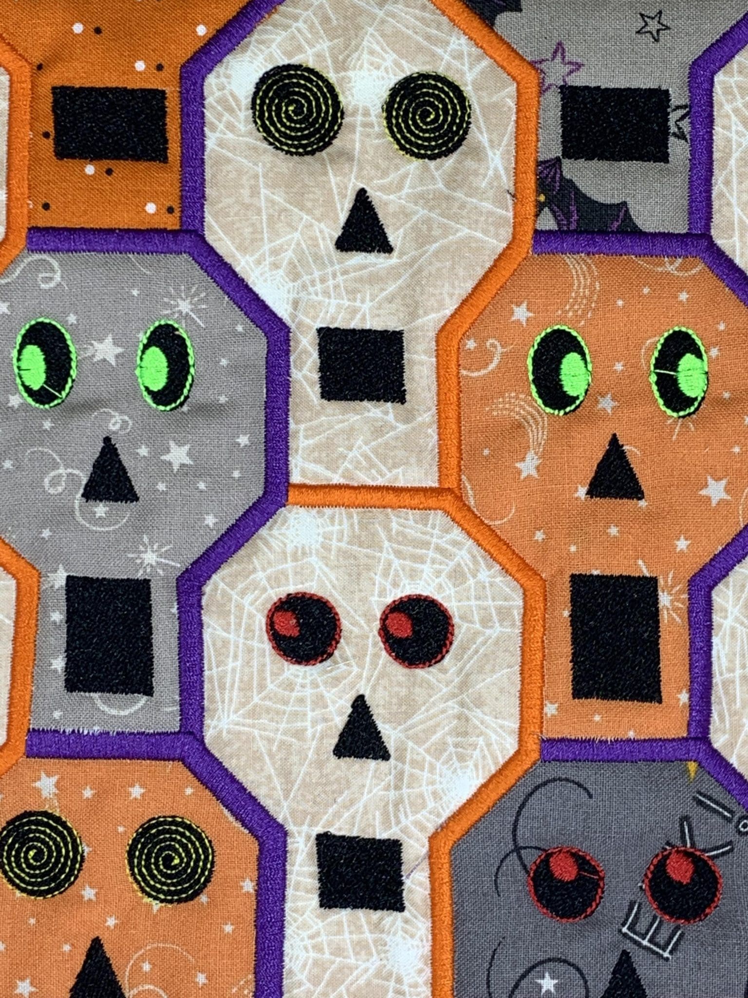 Embrace the Dark Side: Gothic & Mystic Designs in Embroidery 🌑✨