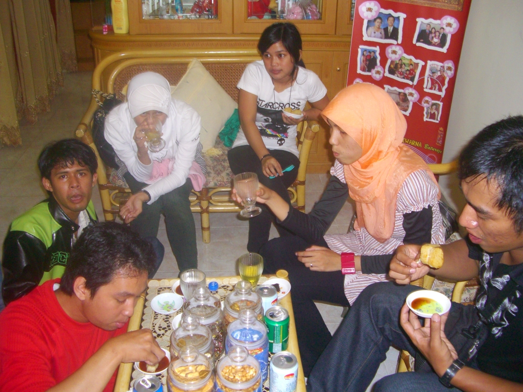 Habisin semua yang terhidang!