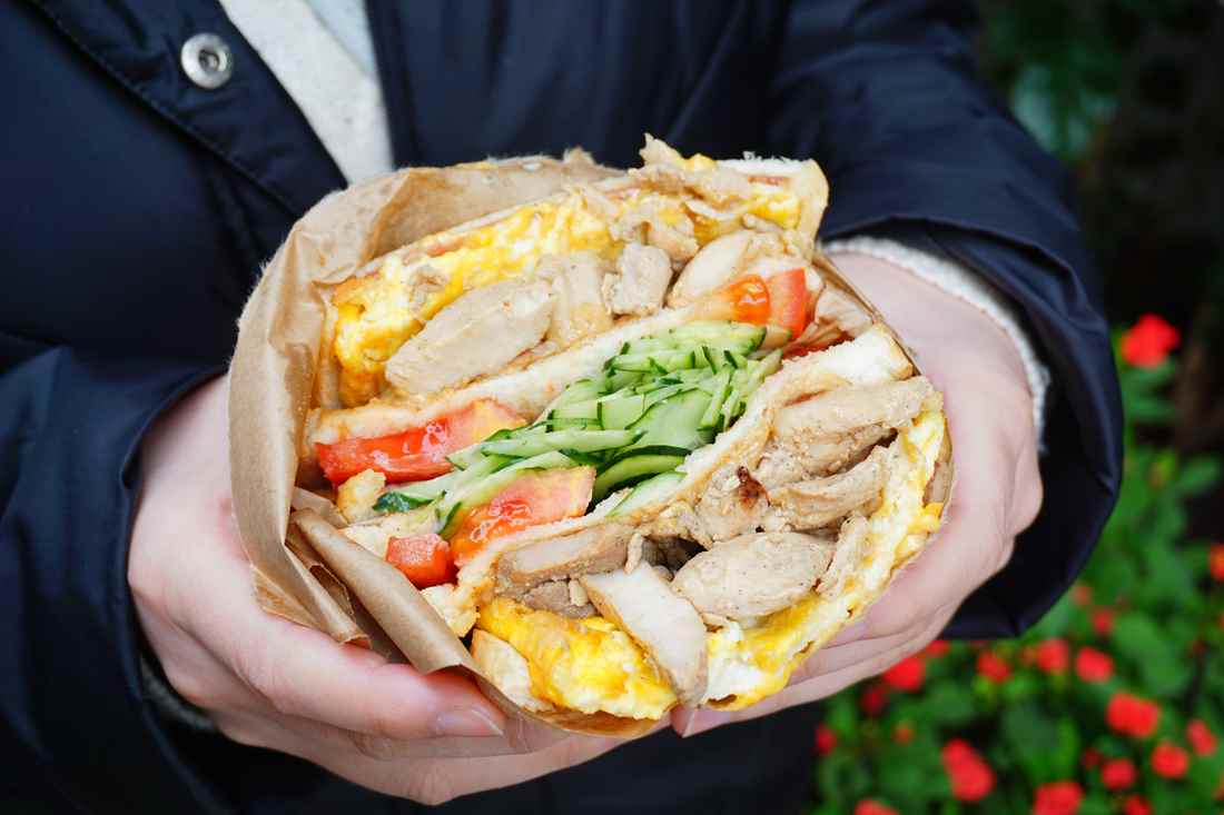 (2018.2更)【台北中正早午餐】阿姐の店 || 超彭湃碳烤三明治＂從早到晚都吃的到