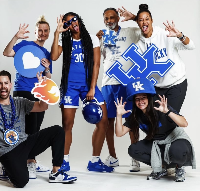 LOOK: 2025 five-star wing ZaKiyah Johnson rocks Kentucky blue on official visit (9)