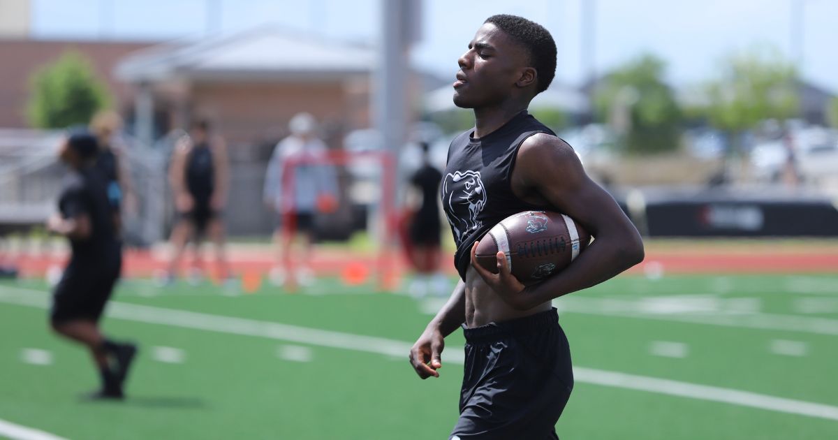 Jalen Lott Earns 5-Star Status: Oregon Ducks Land Top 2026 WR Recruit! (2025)