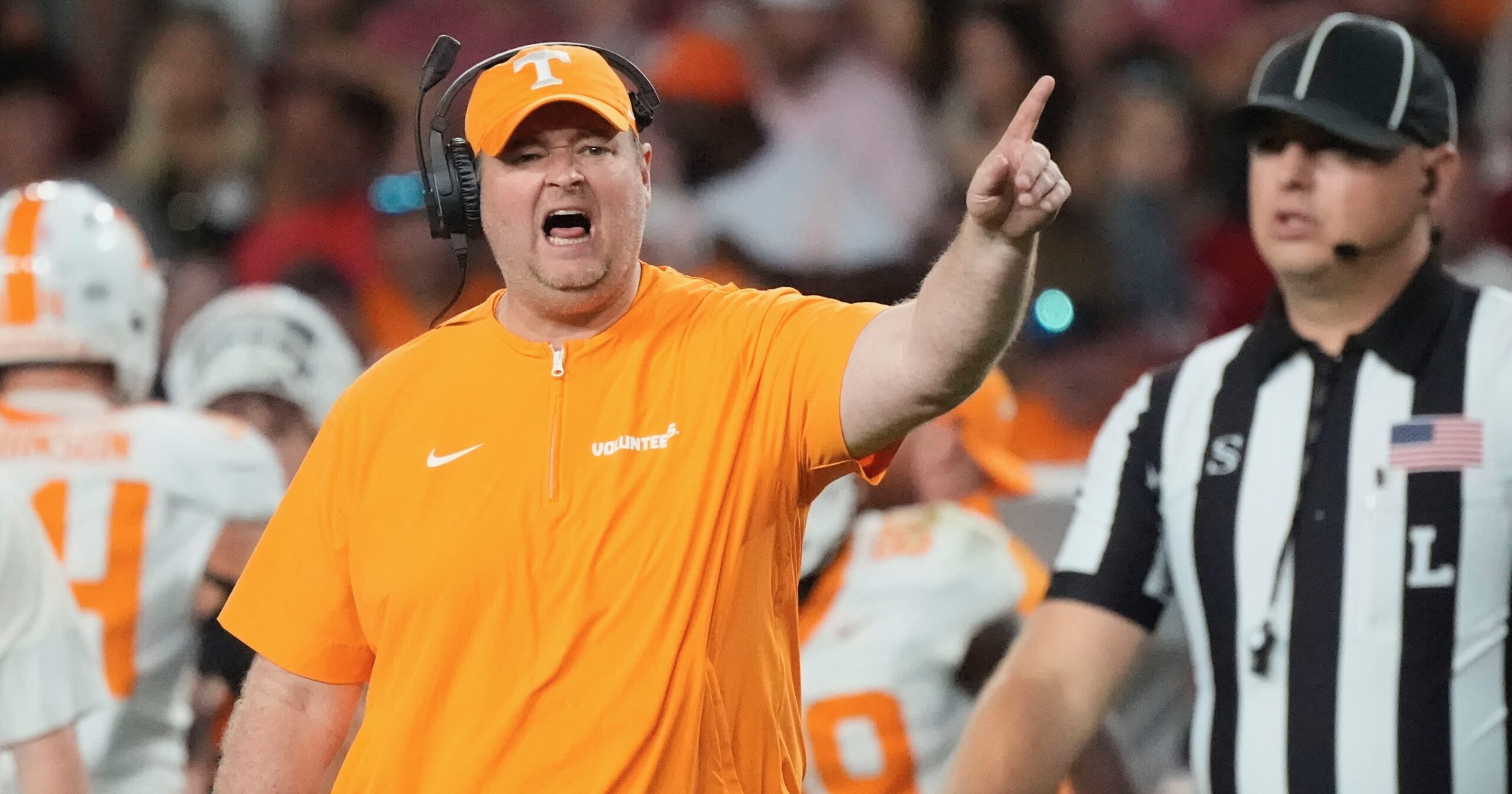 Tennessee Lands Top DL Nic'Quayvion 'Big Nuk' Simmons! Vols Football Commitment (2025)