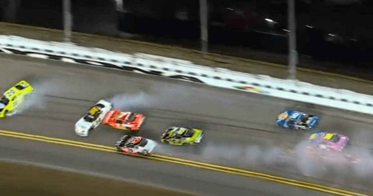 Massive Daytona Crash Collects Contenders After Green Flag Stops in United Rentals 300 (2026)