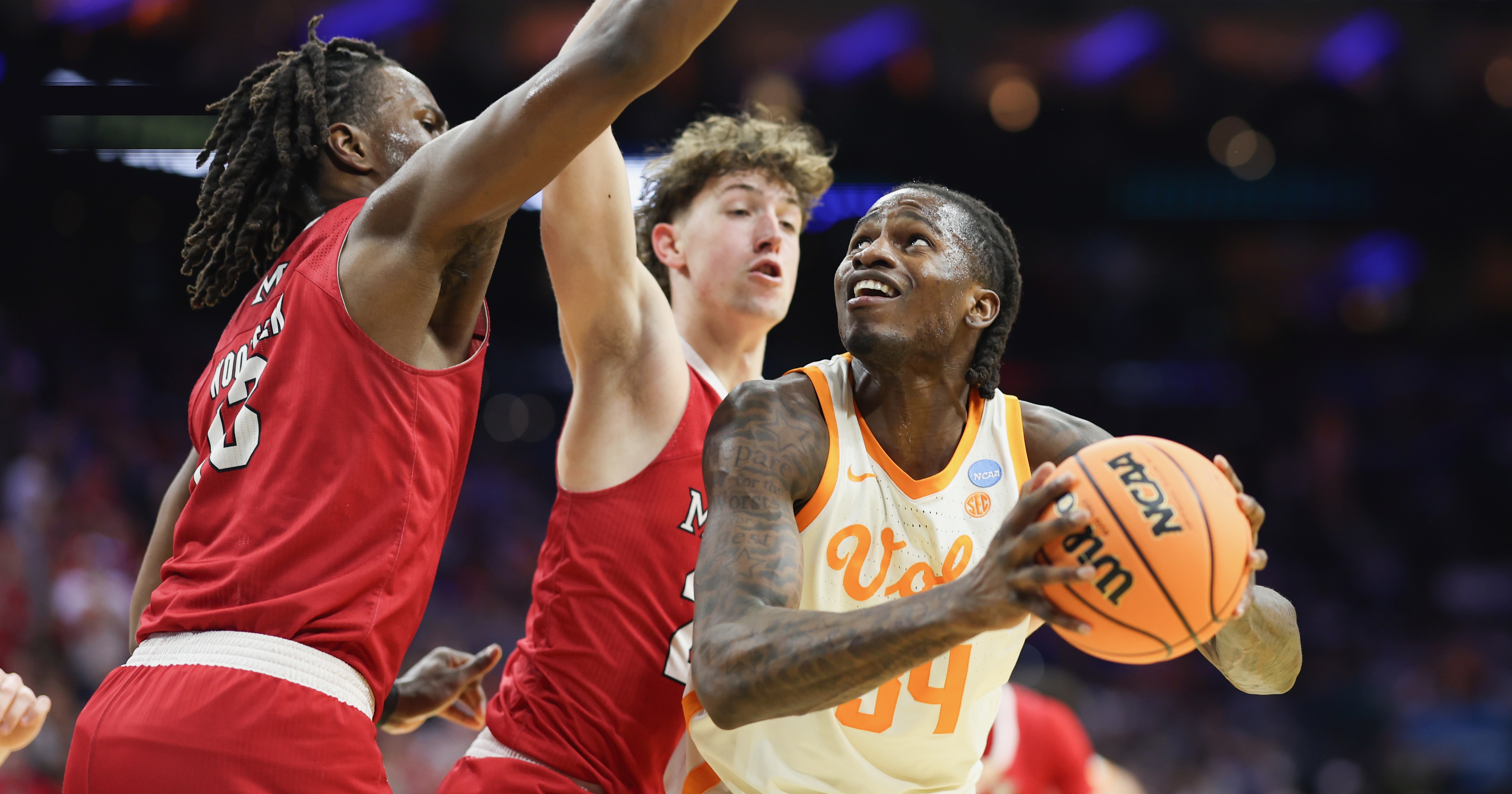 Tennessee vs. Virginia: March Madness Showdown - Game Time, TV & Key Players! (2026)