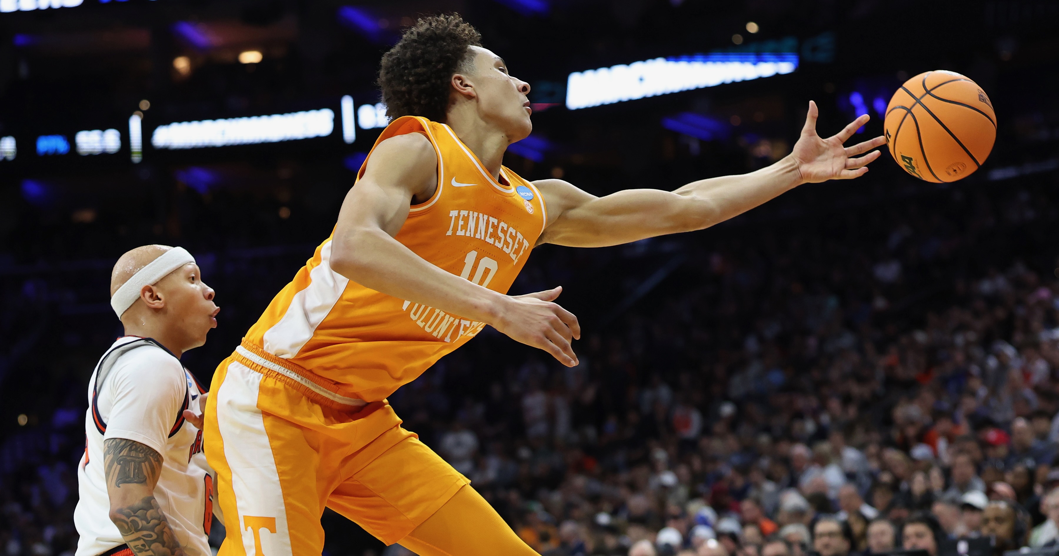 Tennessee Basketball: Sweet 16 Game Time Delay vs Iowa State (2026)