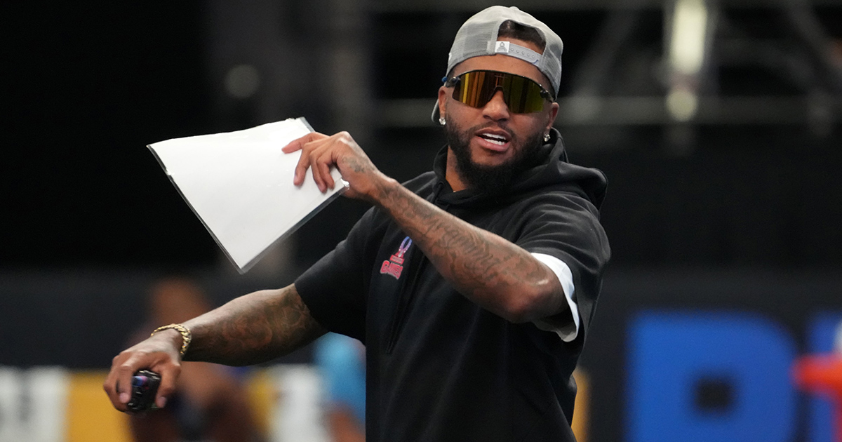 Football Player Assaulted in Locker Room: Lawsuit Against DeSean Jackson and Delaware State (2026)
