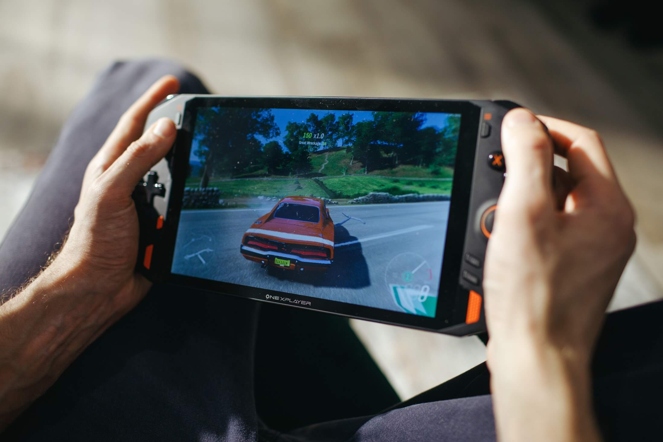 ONEXPLAYER, una consola portátil con Windows 10 para mover