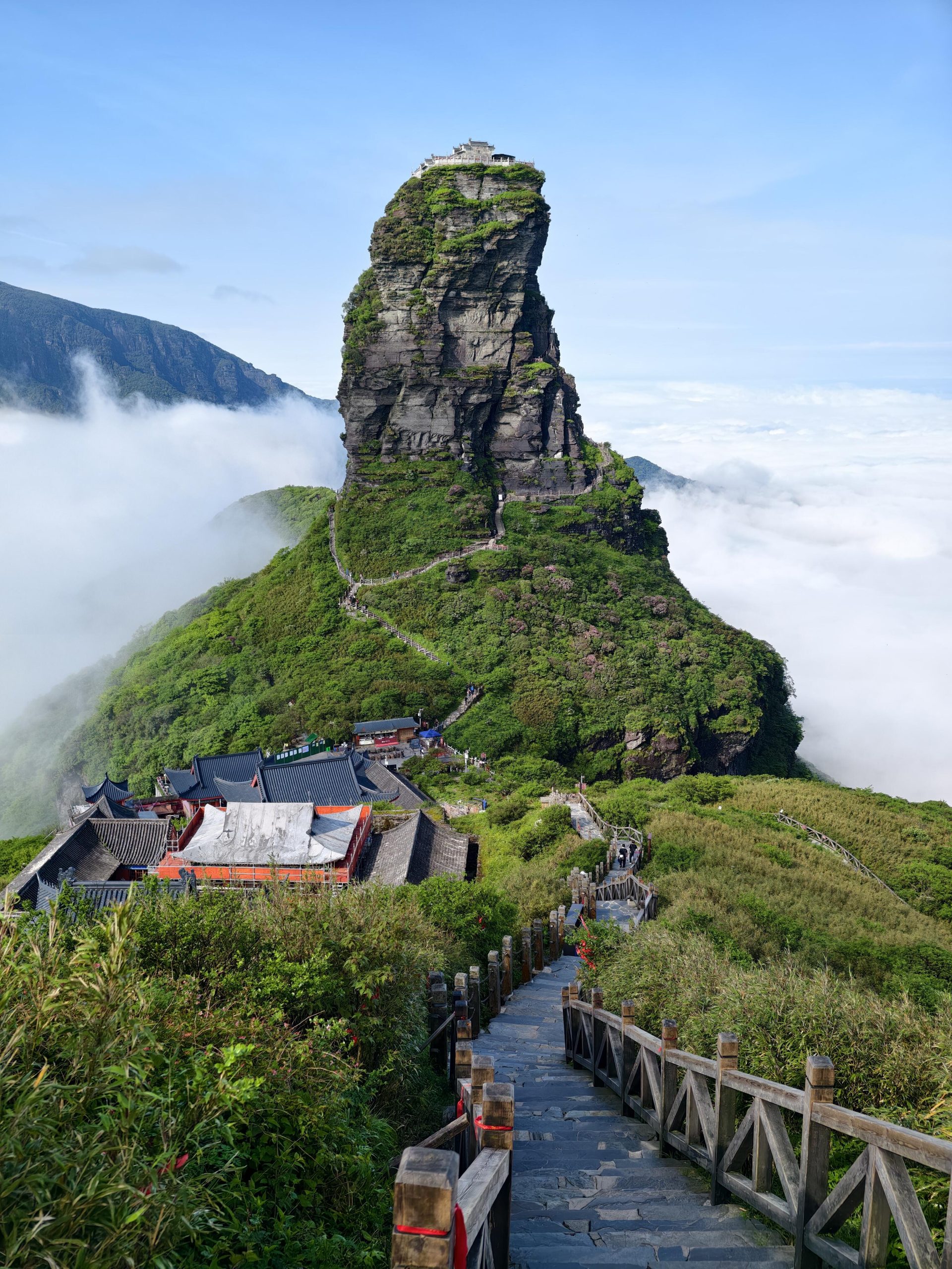 洞瀑峰林 · 贵州5天4晚品质游