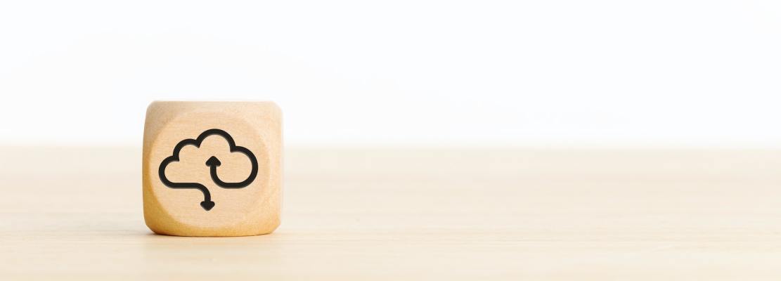 Cloud computing icon on wooden block