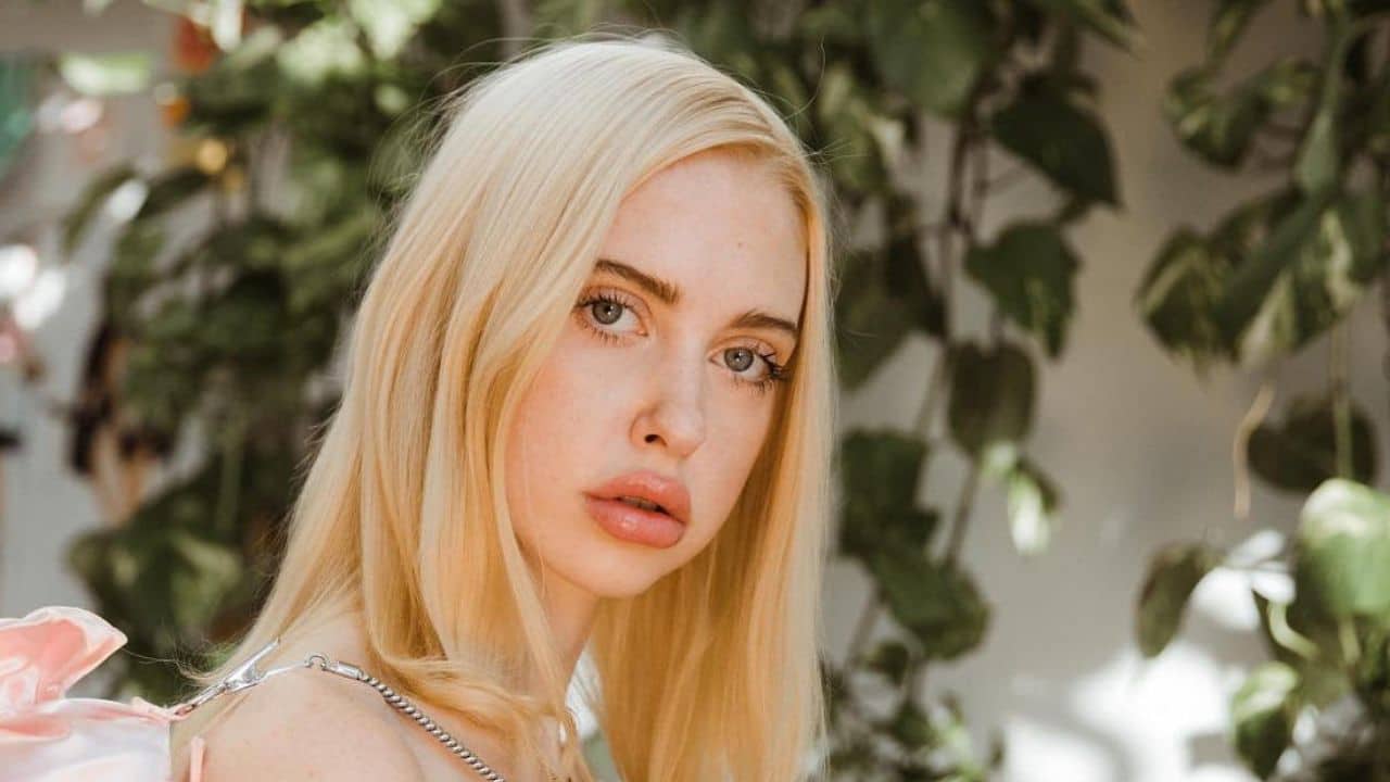 Chloe cherry age, net worth, facts and relationships