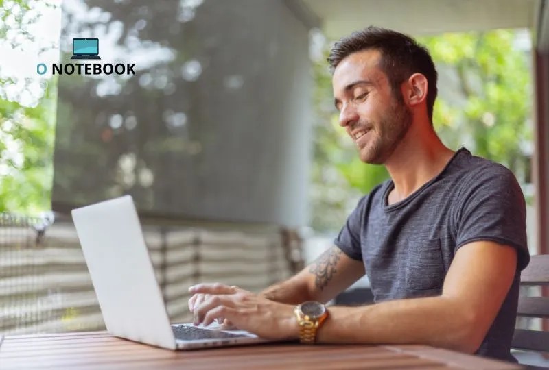 Quais são os critérios usados pelo Onotebook para recomendar notebooks?