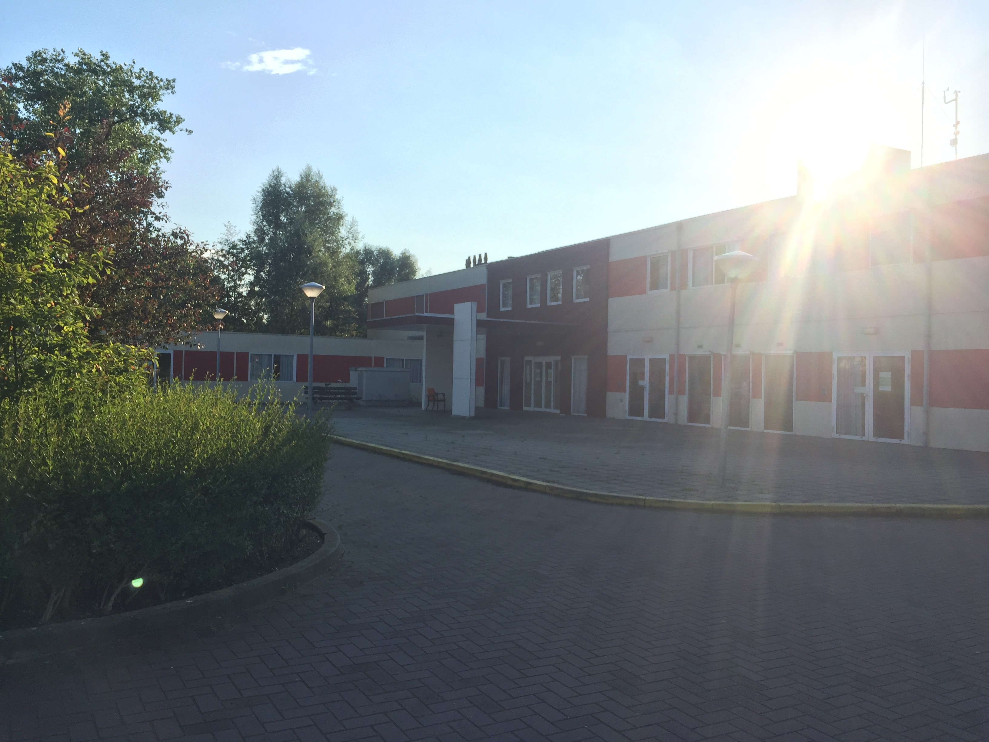Tijdelijke woonunits aan de Veerstraat in beschermde opslag