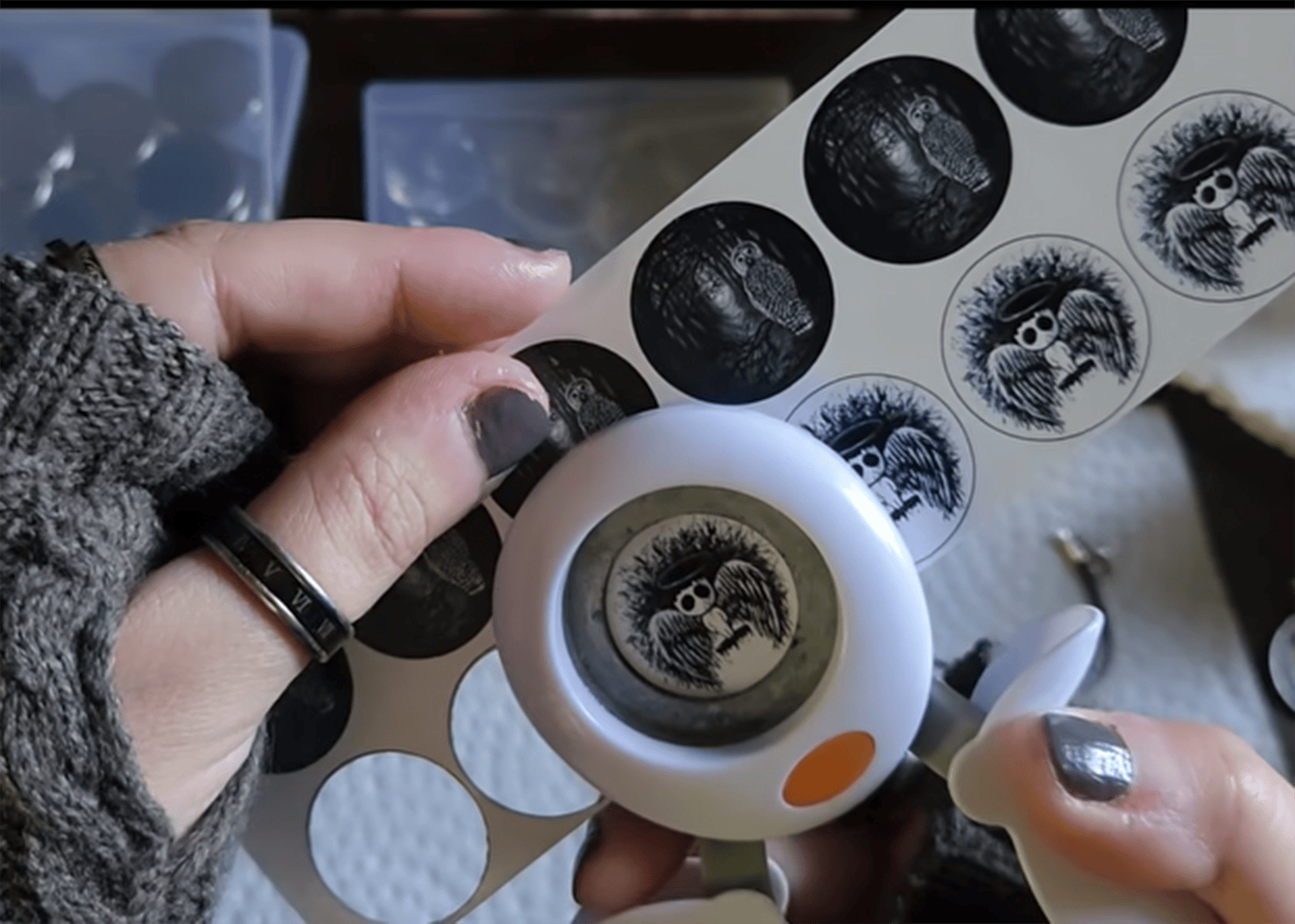 How to make bezel and cabochon jewelry