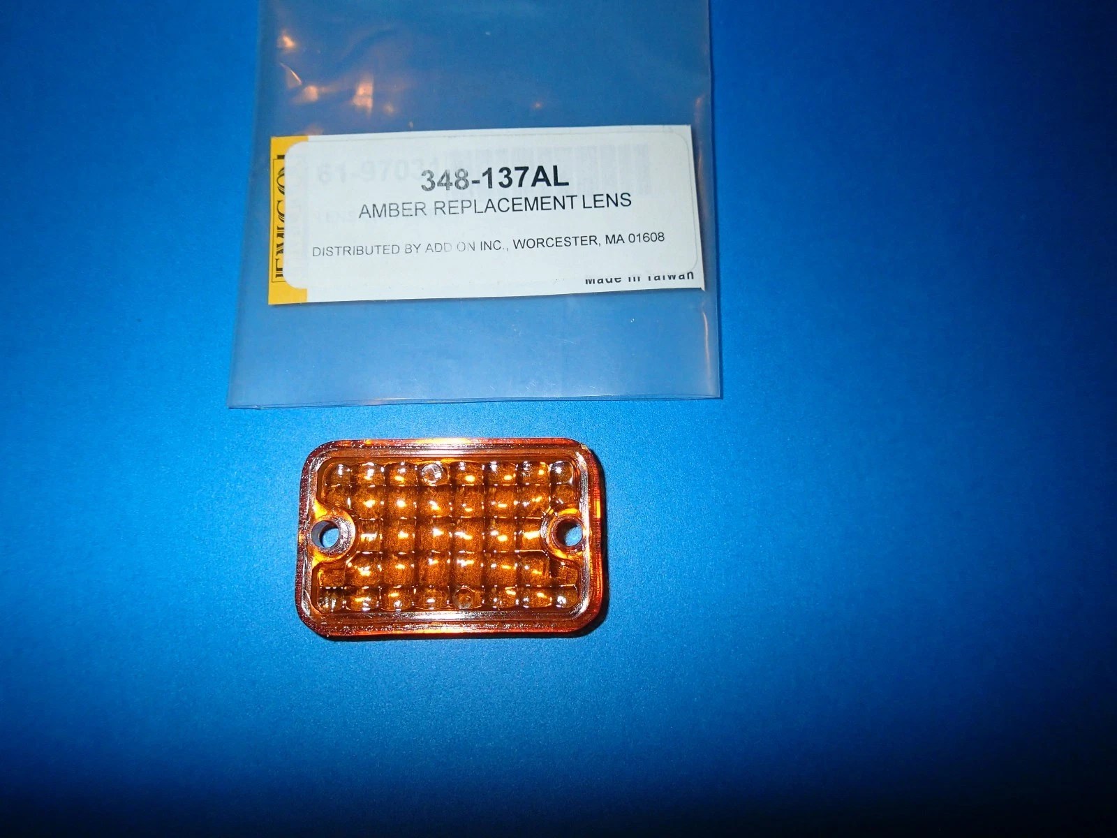 Replacement Lens for Clearance/ Side Marker Light/ Other, 348-137AL