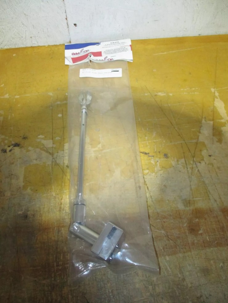 8" ADJUSTABLE FOLDING FLAG POLE WITH EAGLE