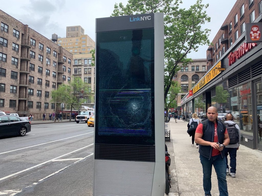 Audit Finds Little Accountability; Failure to Collect Tens of Millions of Dollars Owed to NYC; Neglect of Neighborhoods and Maintenance of Kiosks