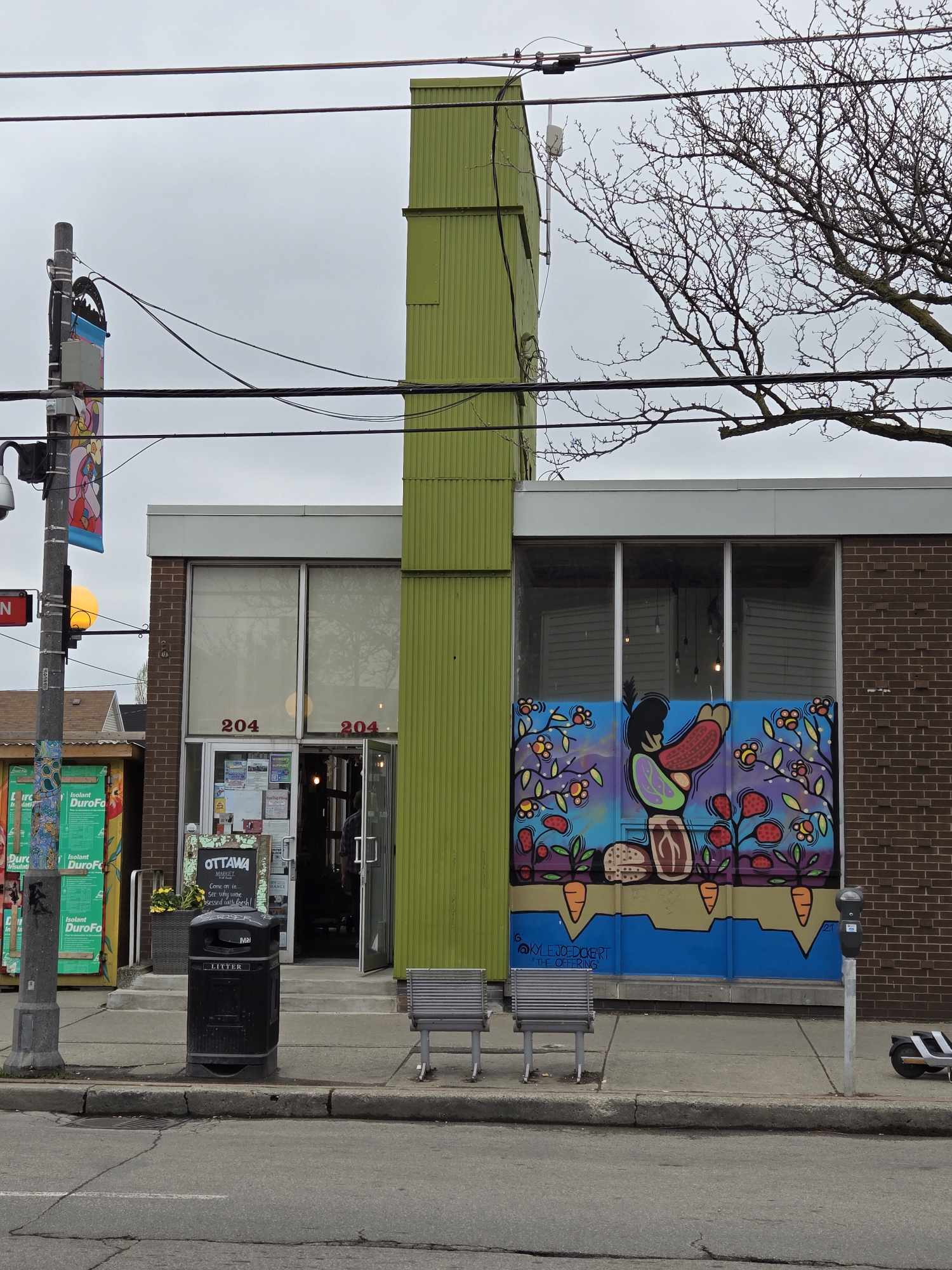 Ottawa Street shops in Hamilton, Ontario